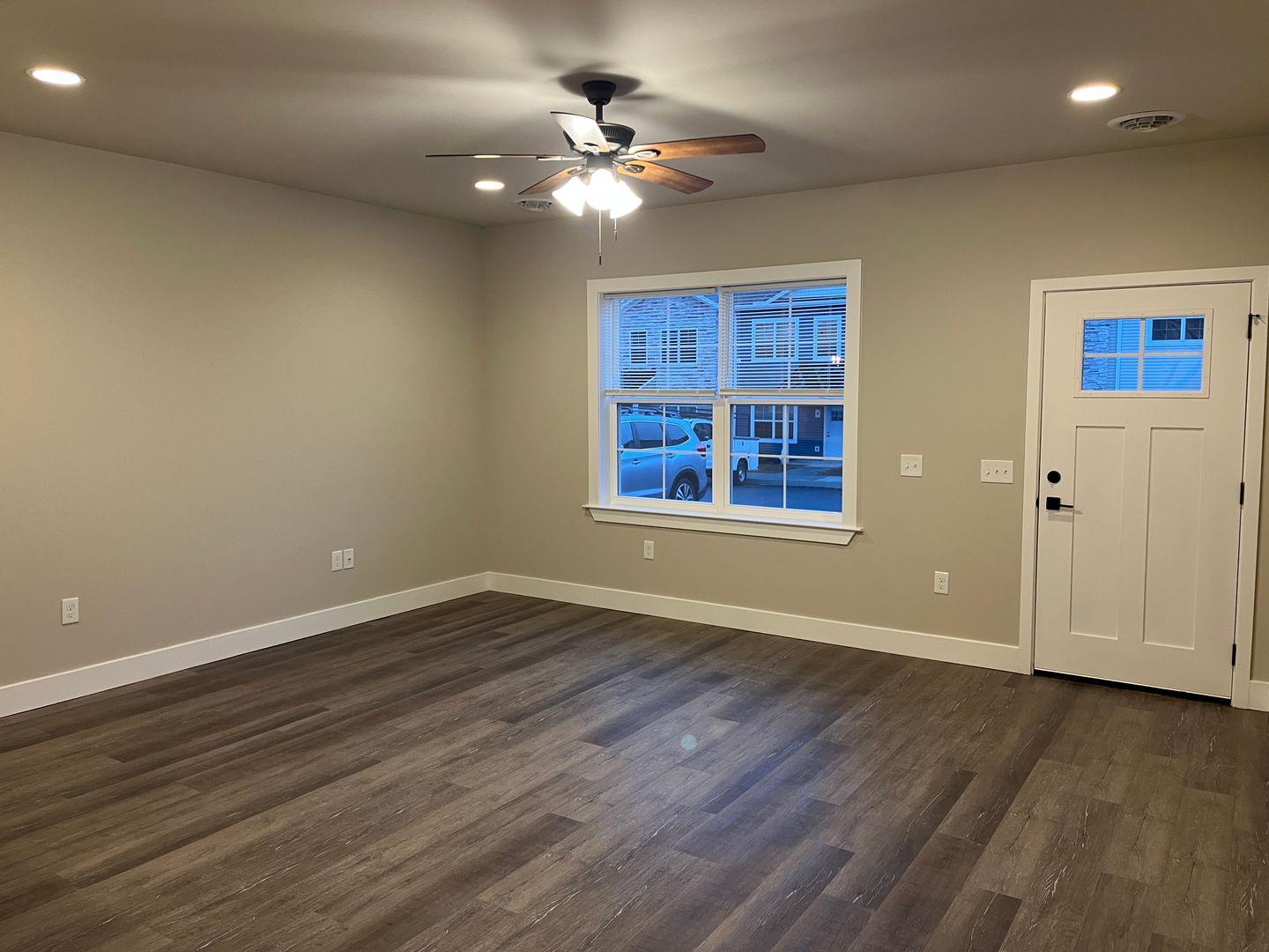 York Apartment: 3906 Tunnel Hill Rd.