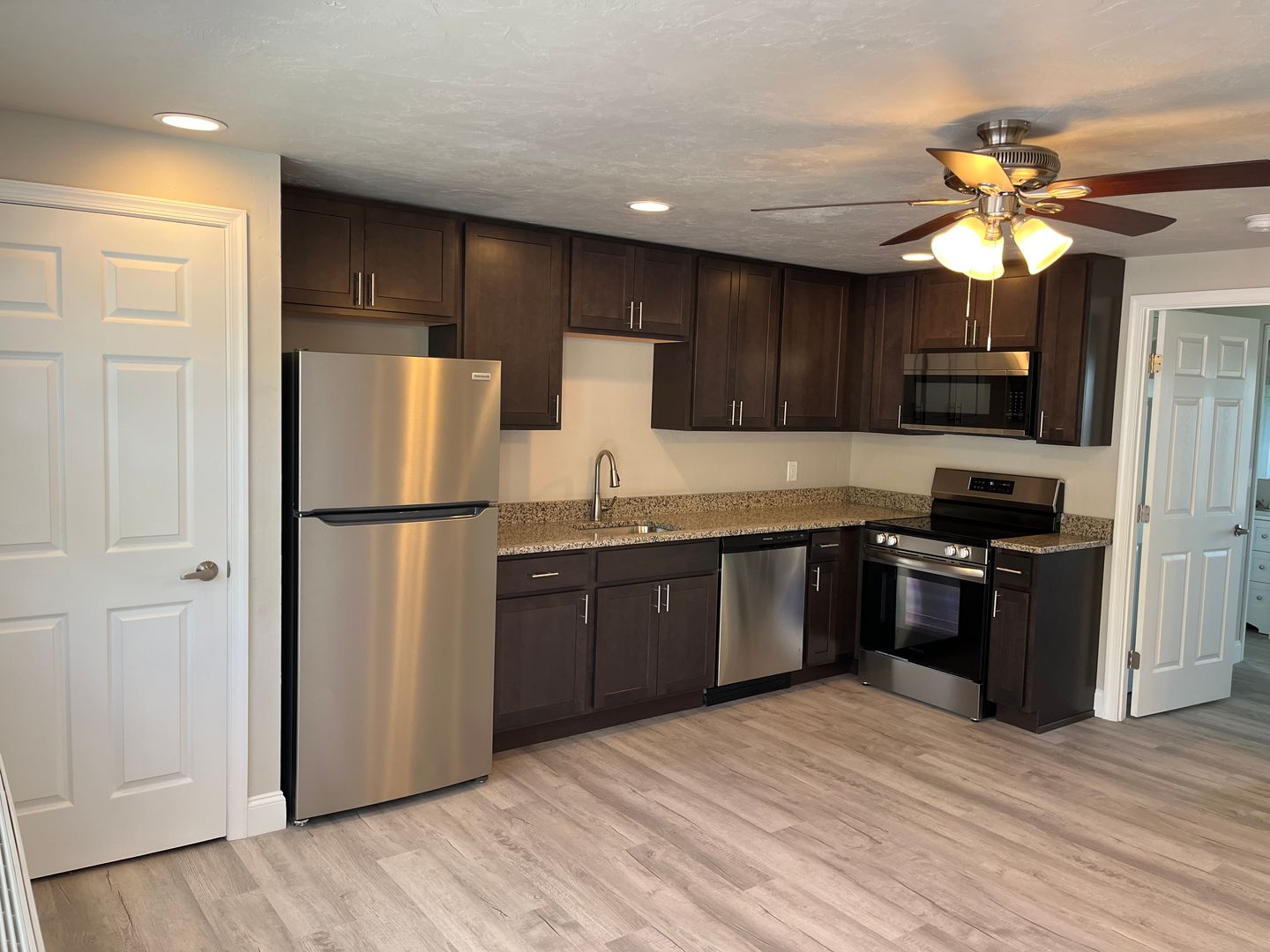 Seven Valleys Apartment: 3533 Messersmith Rd