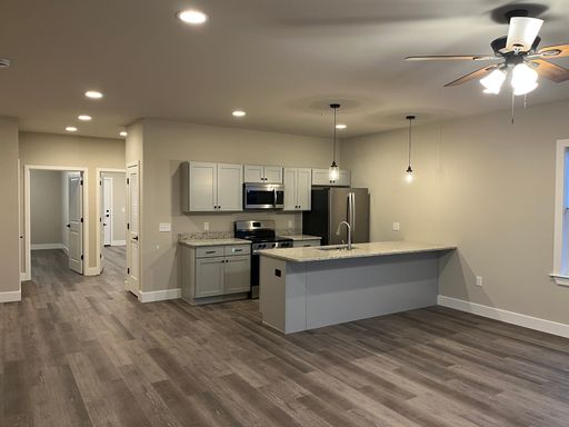 3912 TUNNEL HILL RD. APT. 208 YORK, PA 17408 **MOVE-IN RENT SPECIAL AT SALEM RUN APARTMENTS** – photo 1