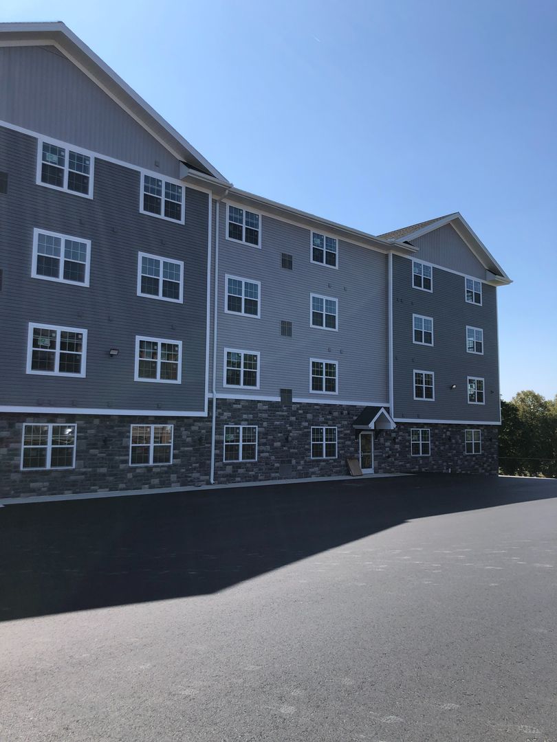 York Apartment: 1100 Schley Alley