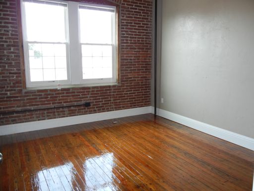 1410 MONROE ST. SUITE G YORK, PA 17404 ***M-STREET SUITES* 2 bedroom 1 bath – photo 1