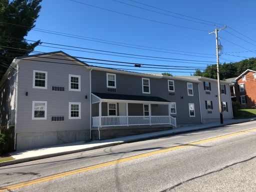 161 E. KING ST. APT. 102 ABBOTTSTOWN, PA 17301 – photo 1