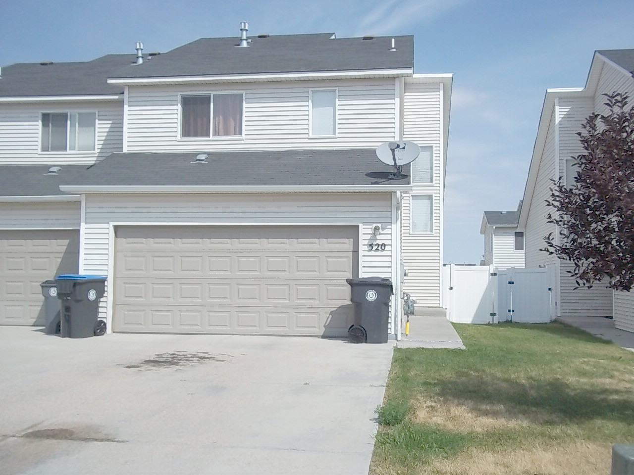 Cheyenne House: 520 W Second St