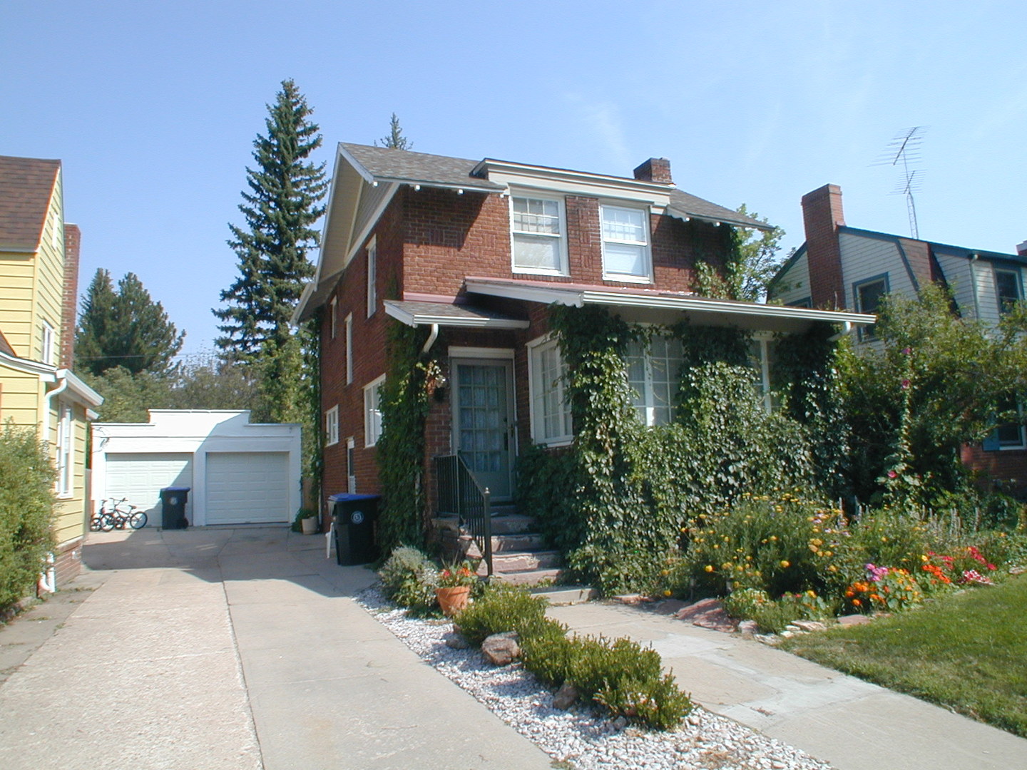 Cheyenne House: 1110 E Nineteenth St