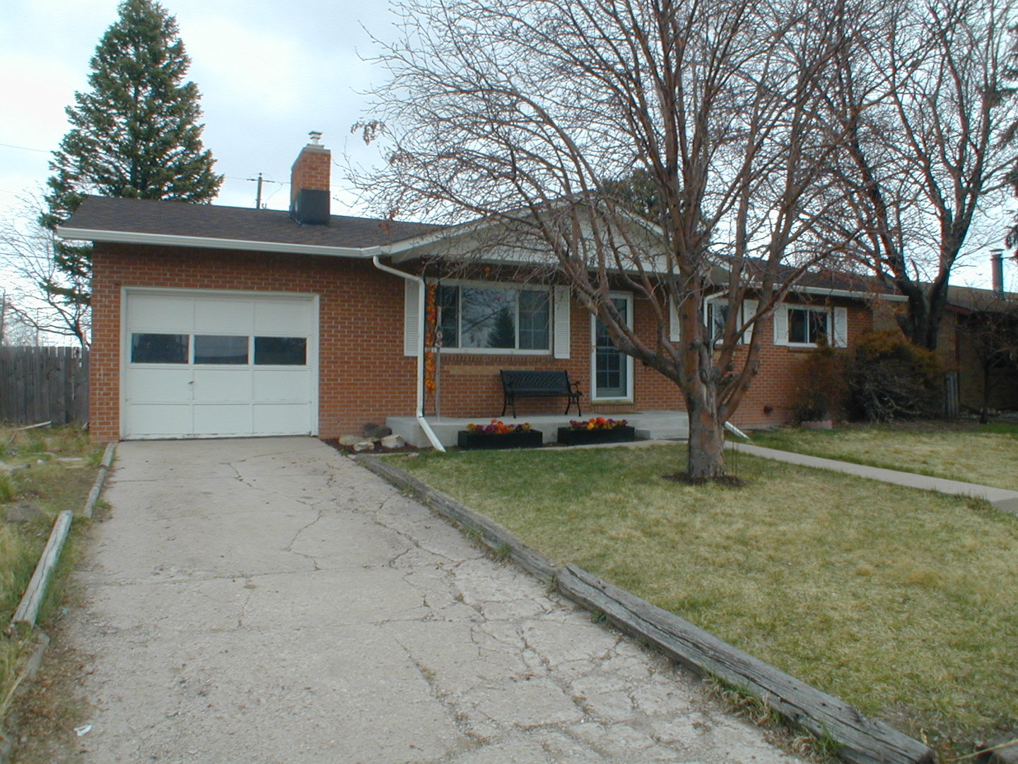 Cheyenne House: 1000 Hoy Rd