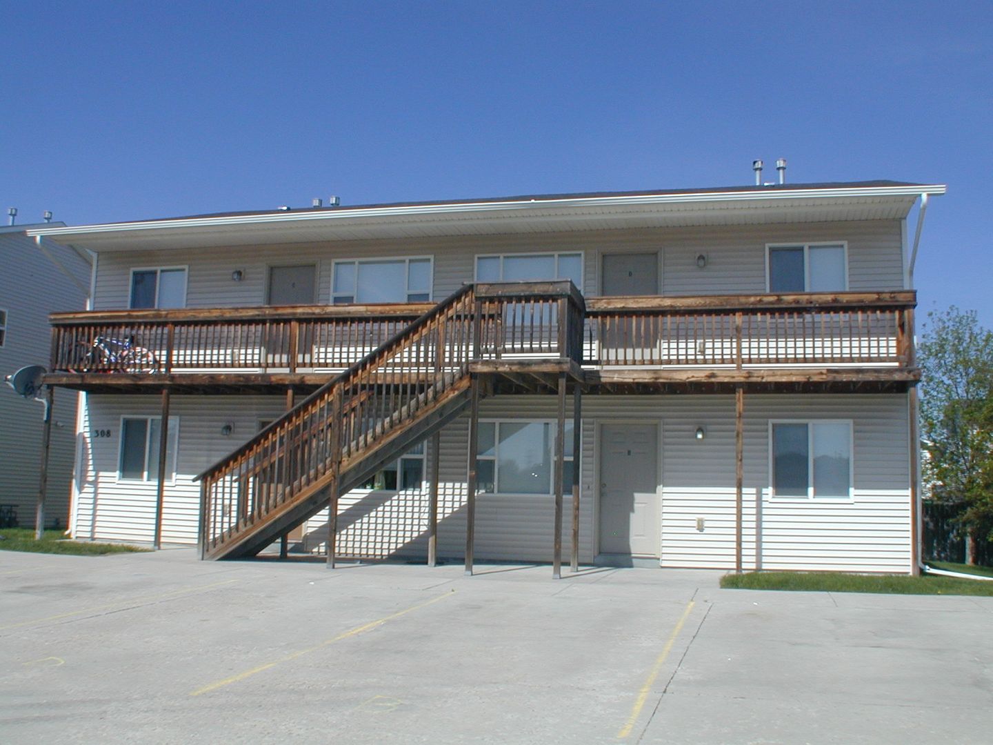 Cheyenne Apartment: 308 Snyder Ave