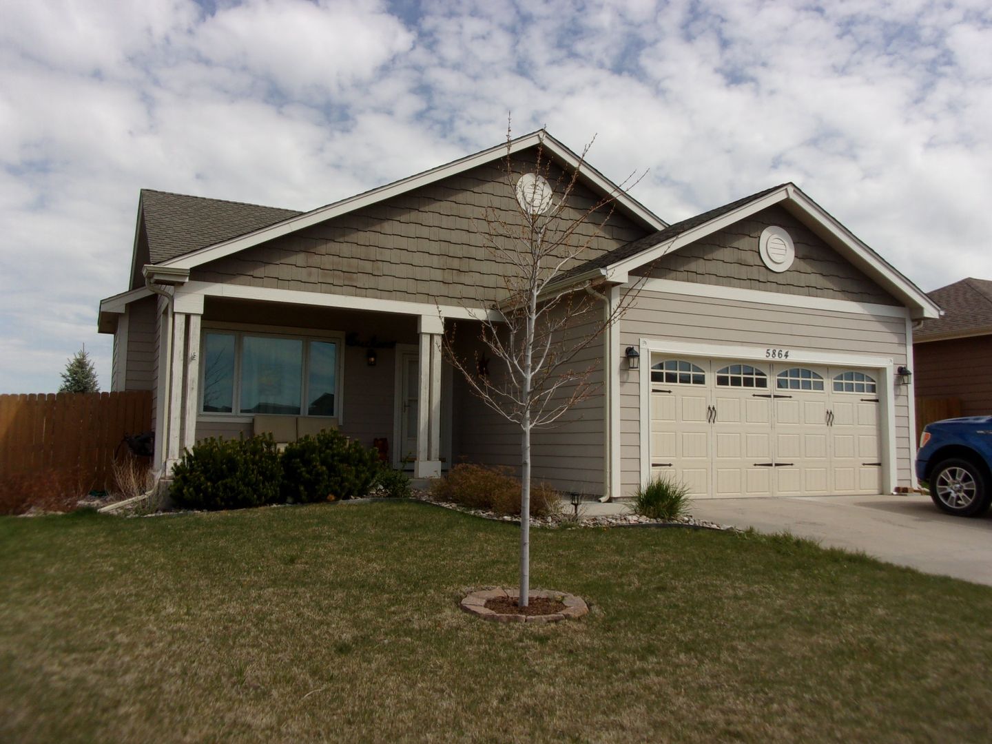 Cheyenne House: 5864 Kenosha Street