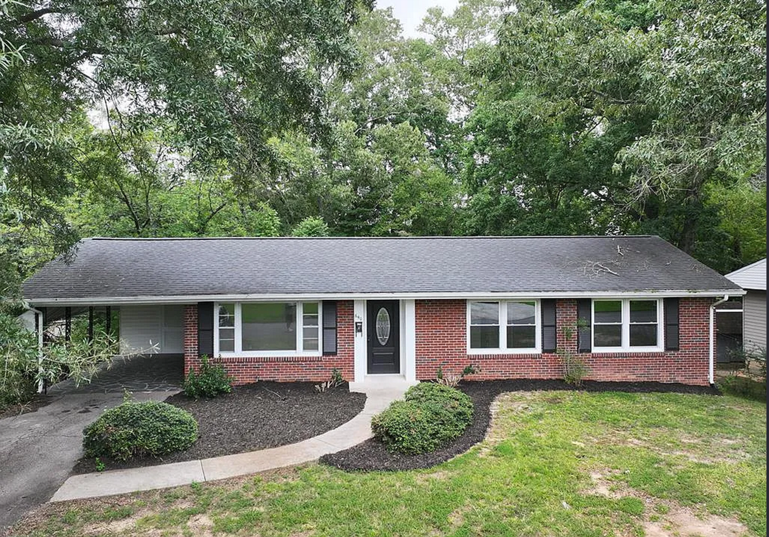 Danville House: 640 Edgewood Dr.