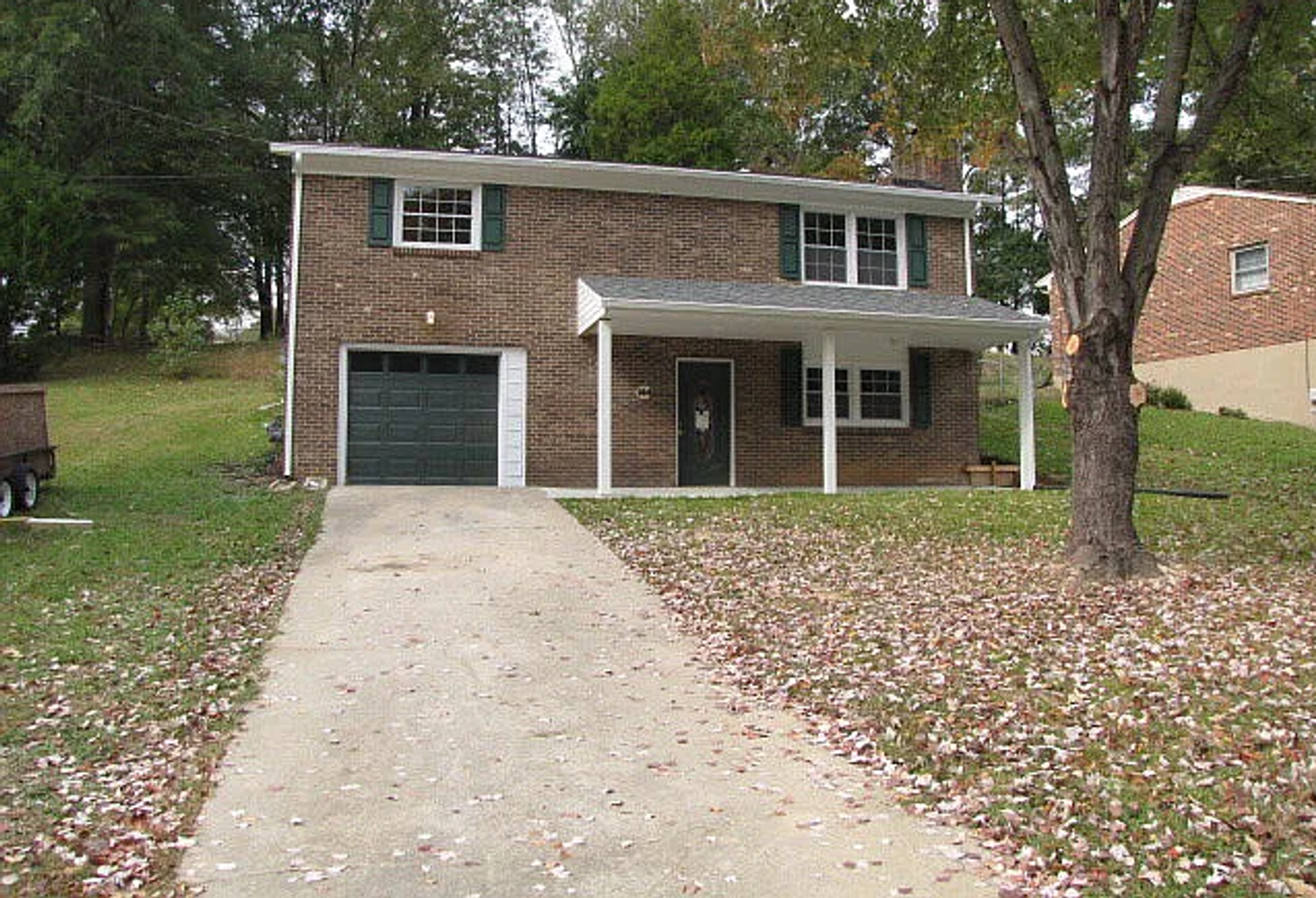 Danville House: 144 Graymont Place