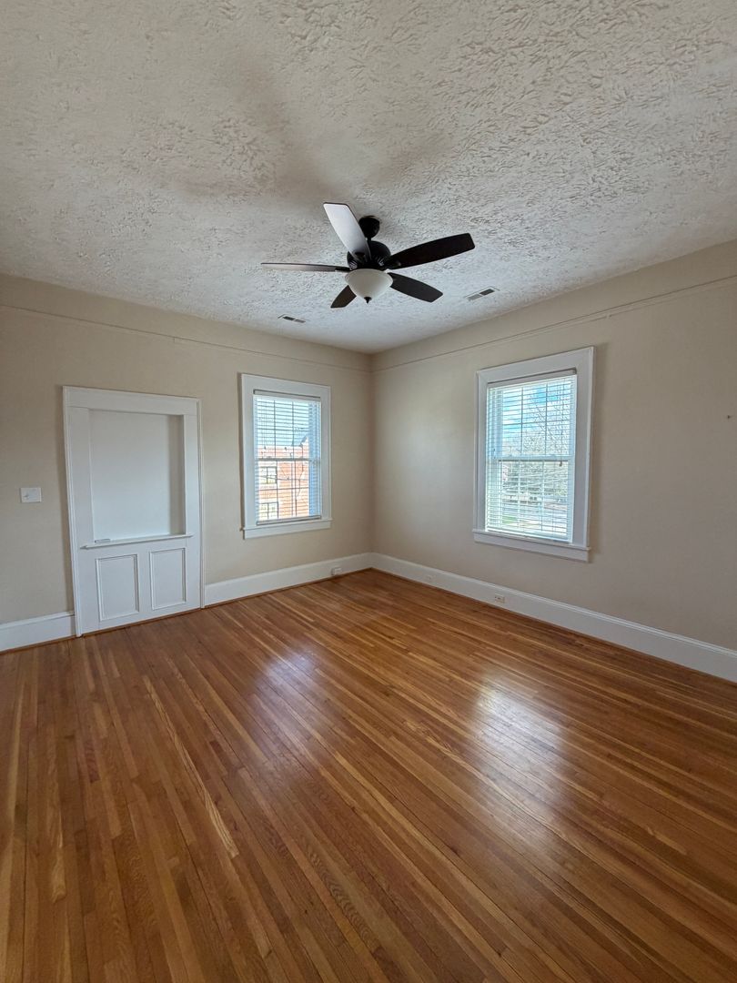 Danville Apartment: 115 Lockett St.