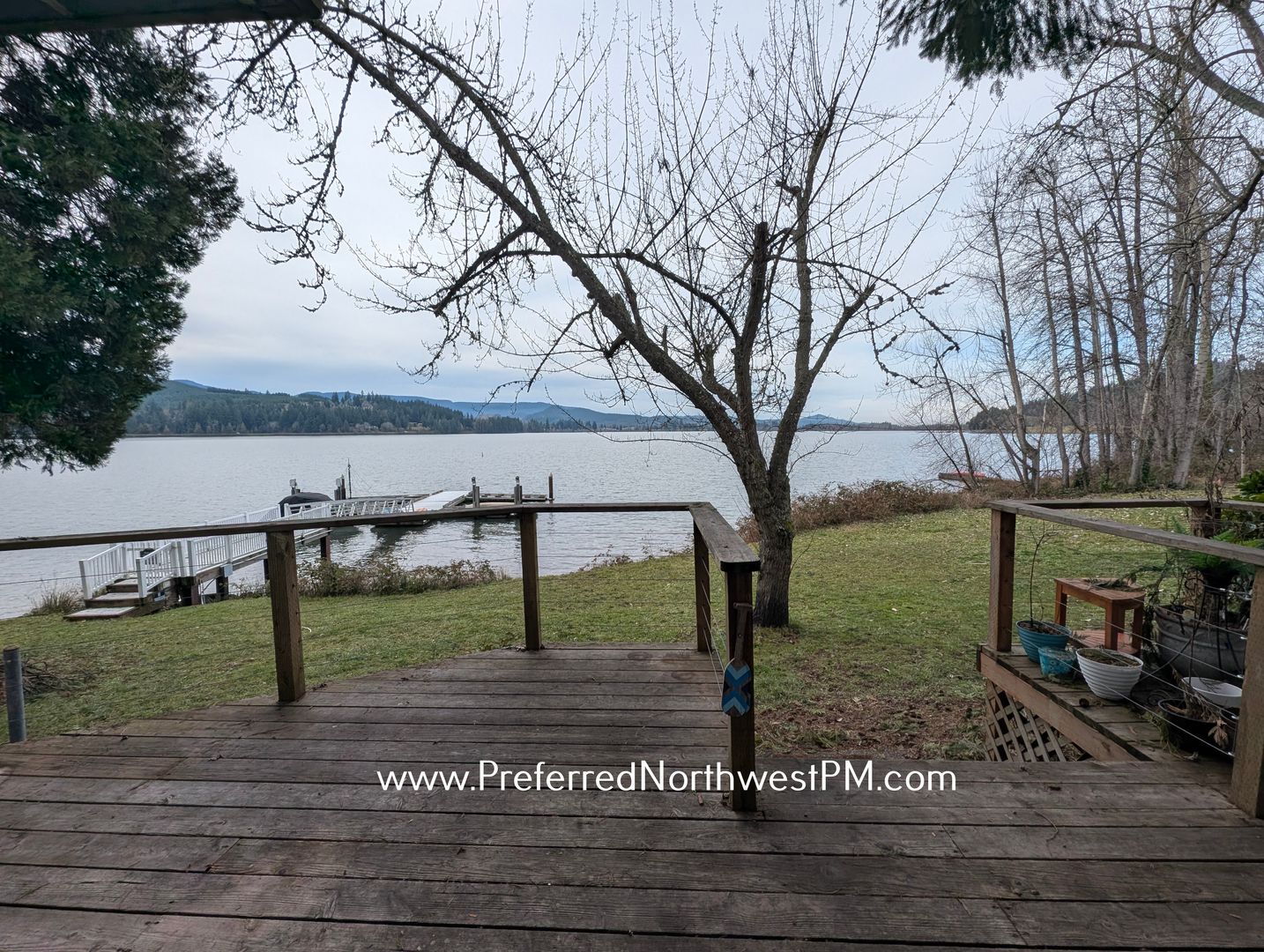 Lowell Townhome: 114 S Alder Street