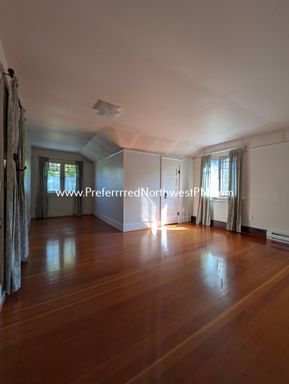 Vintage Upstairs 1 Bedroom Apartment in the Whiteaker! – photo 1