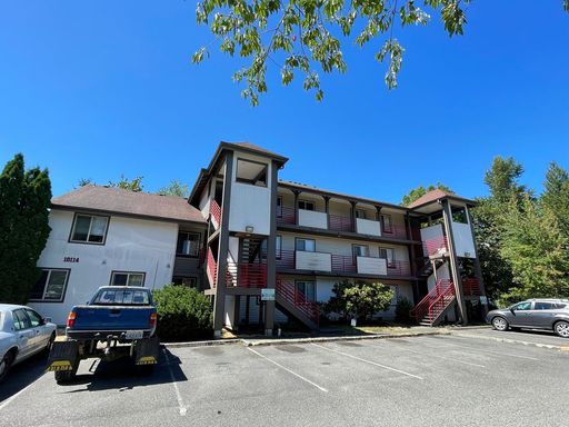 2 Bedroom 2 Bathroom Unit in Granite Falls!