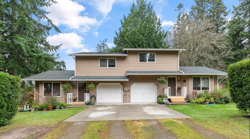 2 Bed 1.5 Bath Duplex Unit in Mutiny Bay with Beach Access!