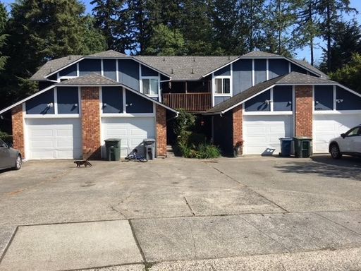 Spacious 2 bed 2 bath town home in Edmonds! – photo 1