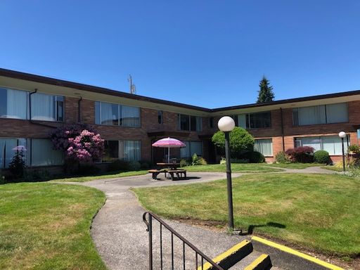 Charming one bedroom, one bath unit in Everett! – photo 1