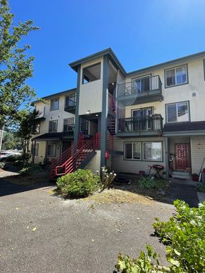 Granite Falls 3 Bedroom 2 Bath Unit