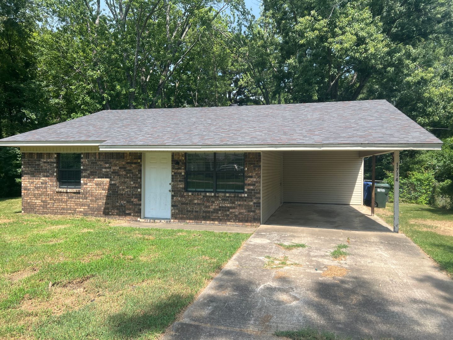 Conway House: 1714 Marilyn Dr