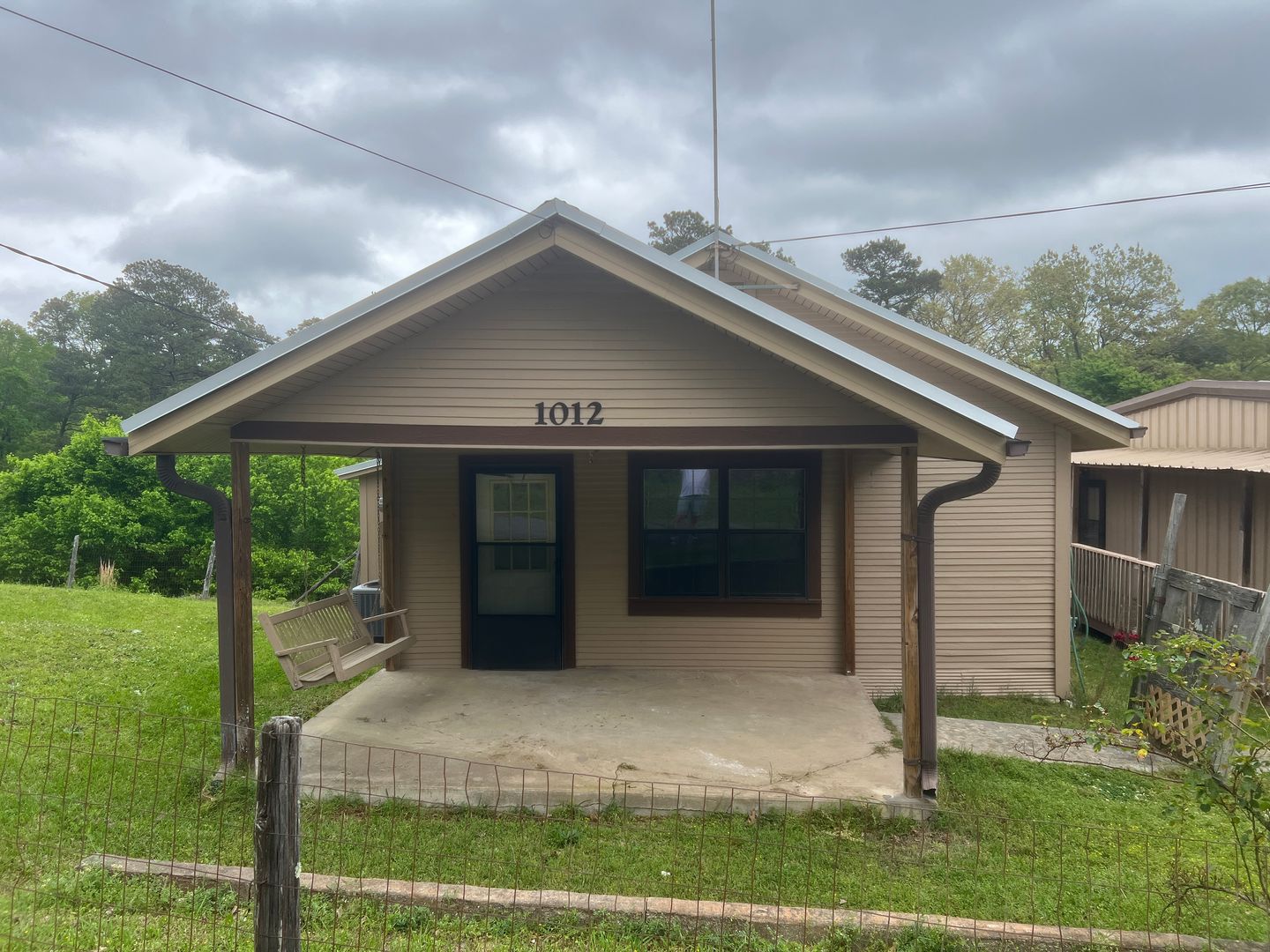 Hot Springs House: 1012 Mineral St