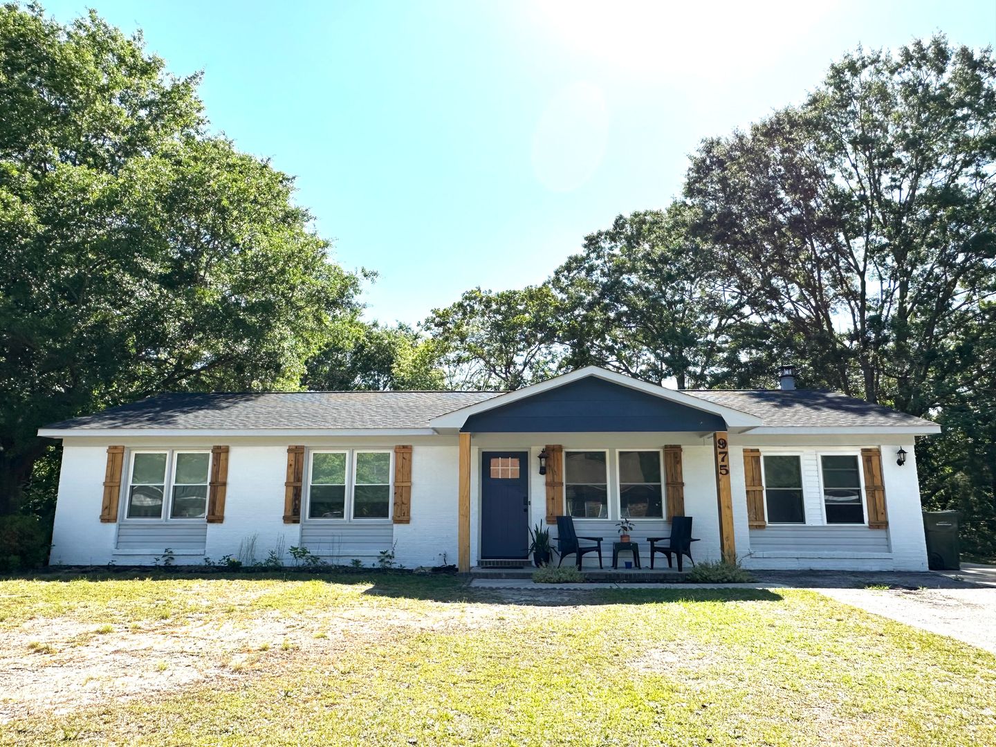 Fayetteville House: 975 Lisa Ave