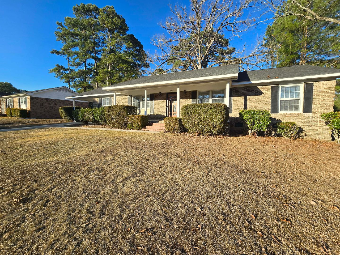 Fayetteville House: 409 Glen Canyon Dr