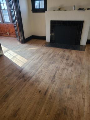 Ground floor 1BR includes heat, washer & dryer! – photo 1