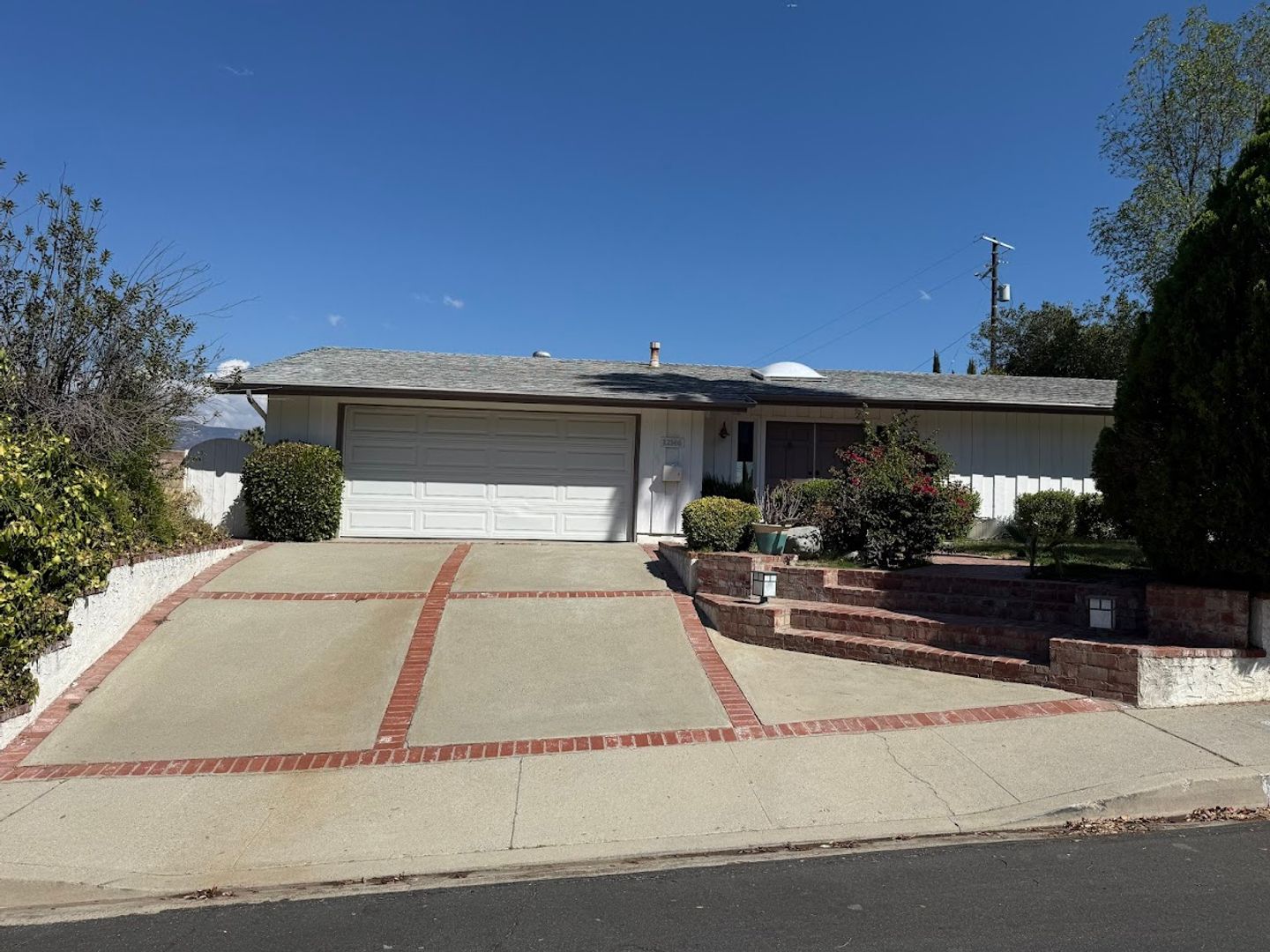 Granada Hills House: 12146 Salem Dr.