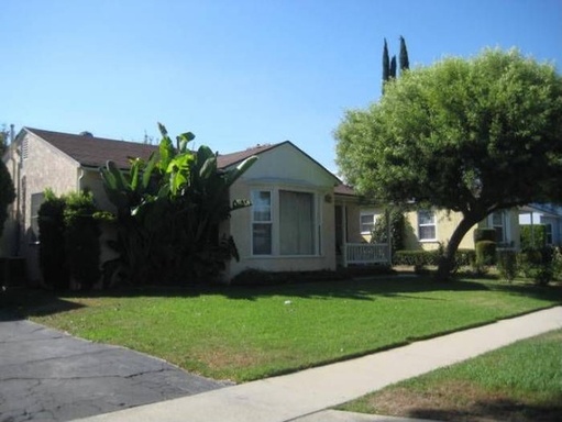 Completely Renovated 2 Bedroom, 1 Bathroom Lake Balboa Home! Ready for Move-In! – photo 1
