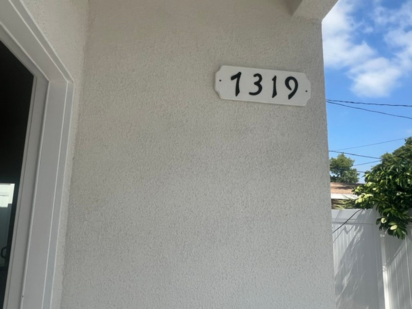 Reseda Apartment: 7317-7321 Garden Grove Avenue