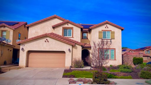 BEAUTIFUL 5BD/3BA-2 Story Home available for rent in Jurupa Valley! – photo 1