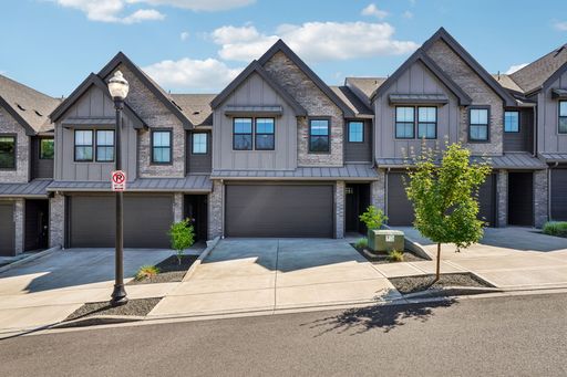 Luxury Townhome for Lease at the Courtyards at Hidden Crest - 7017 NE 132nd Way – photo 1