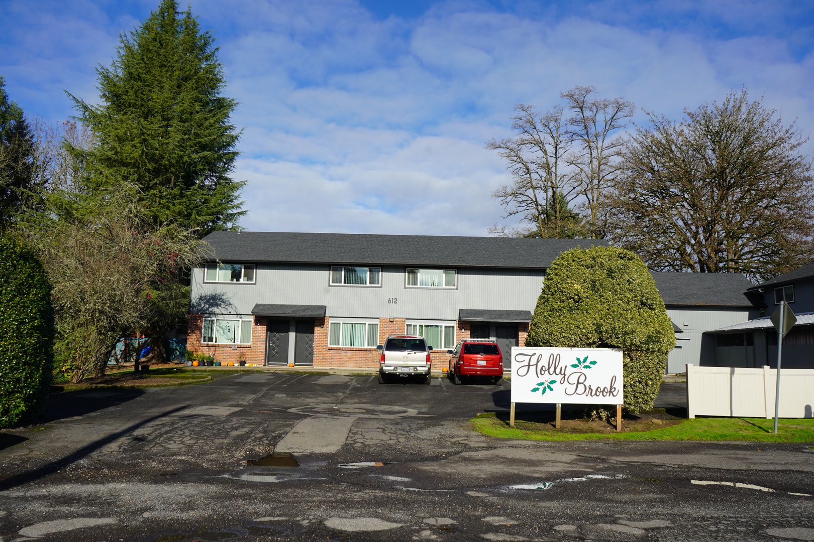 Battle Ground Apartment: 612 SE 2nd Street