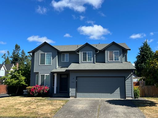 2 Story North Salmon Creek Home for Lease - 916 NW 148th St – photo 1