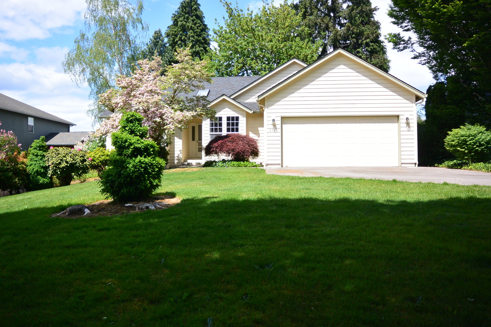 Vancouver House: 9404 NE 26th Court