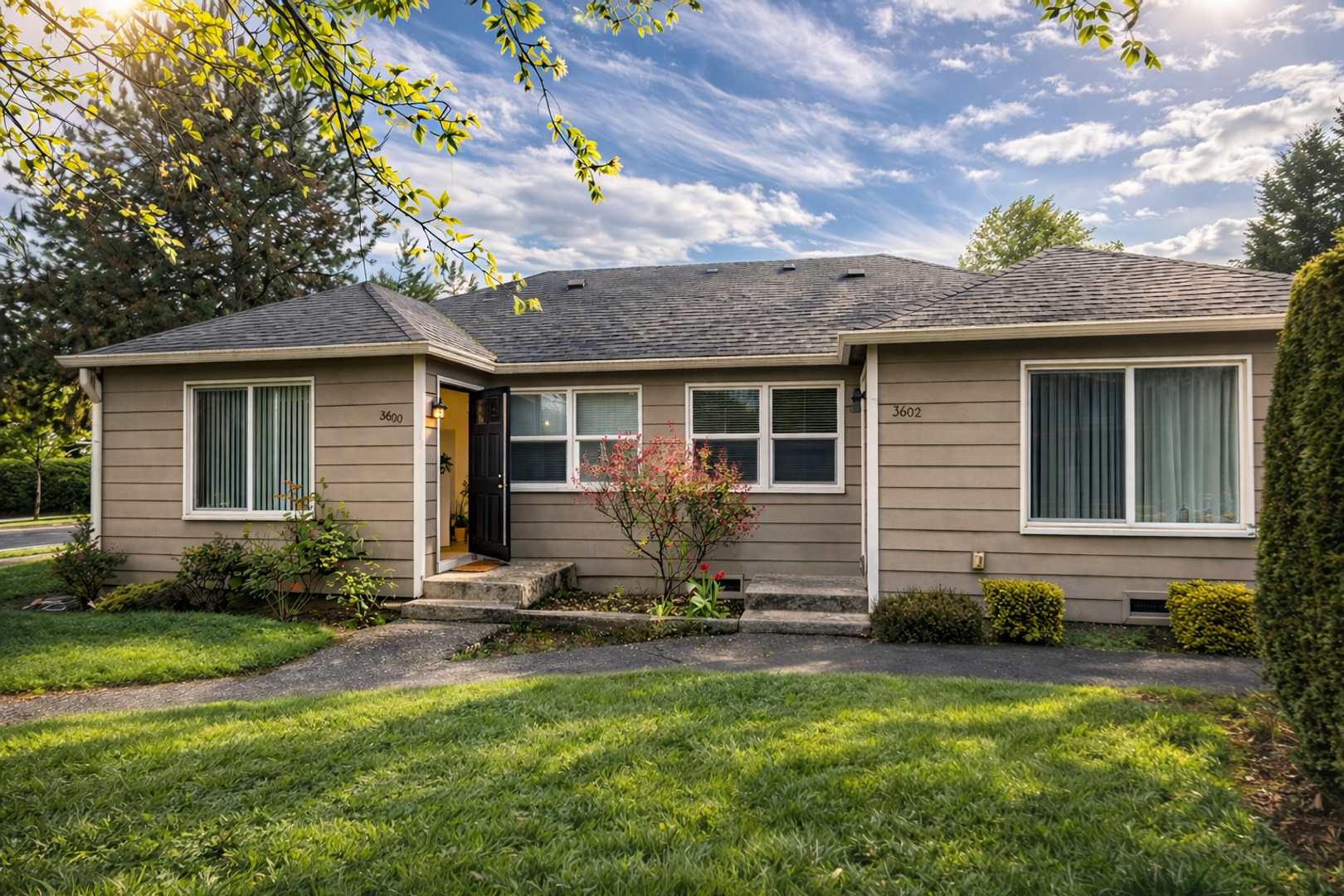 Vancouver Apartment: 3600 & 3602 E Evergreen BLVD