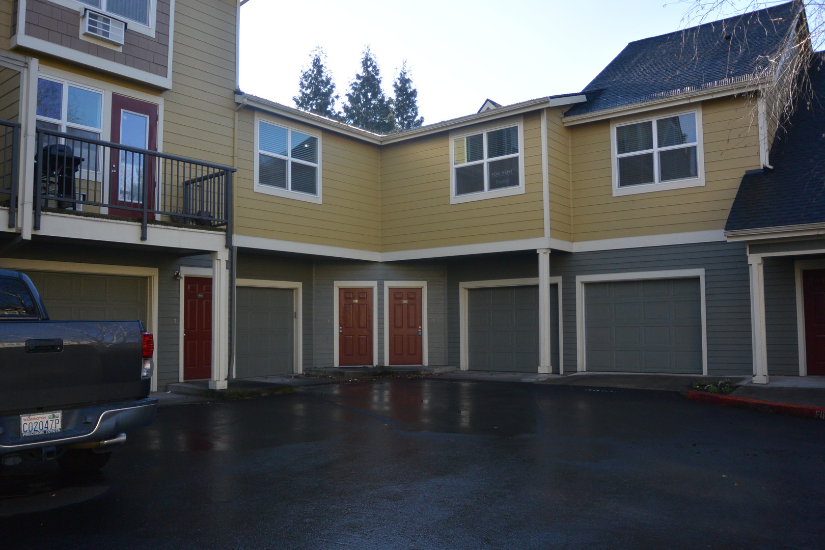 Vancouver House: 1830 SE Cutter Lane
