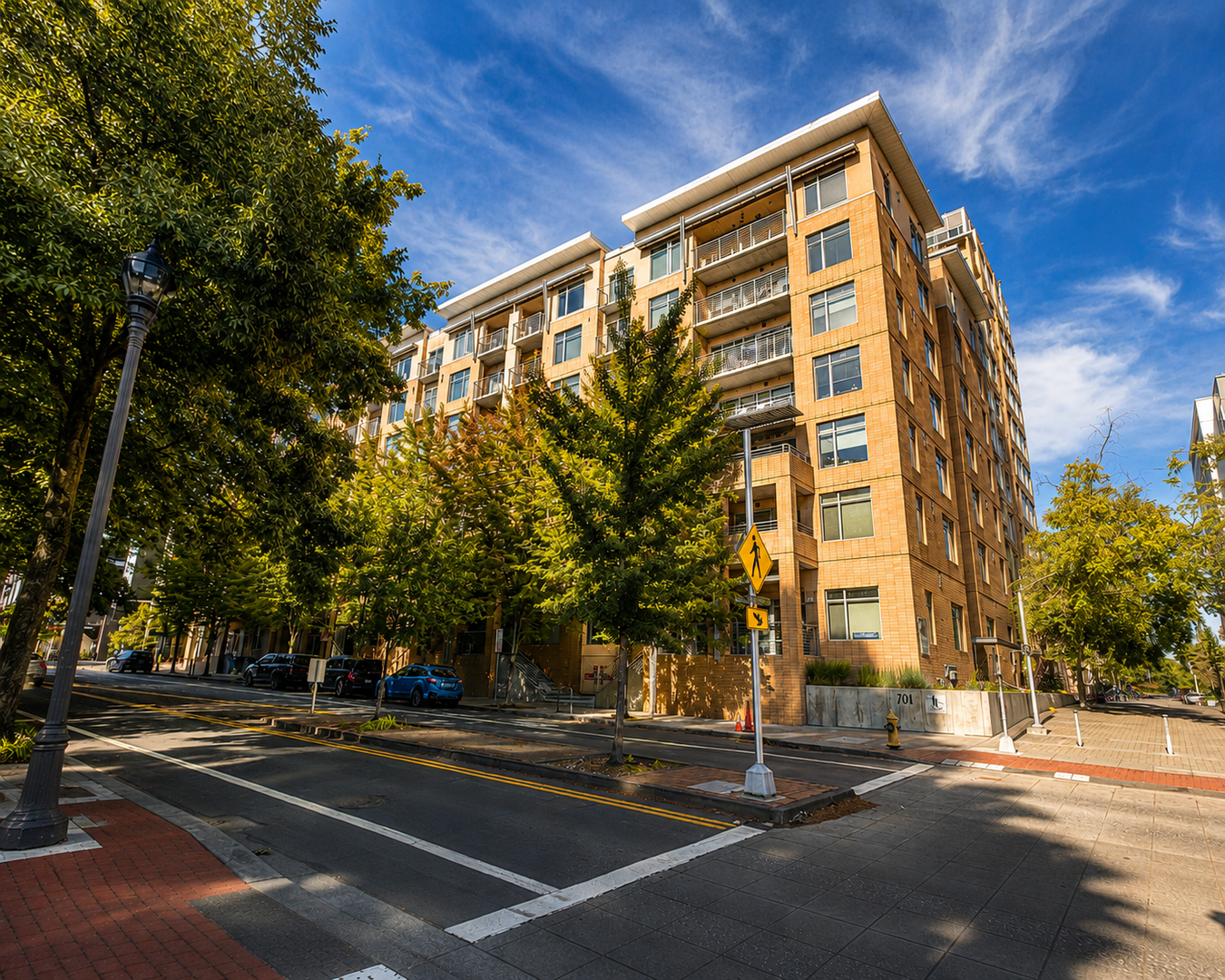 Vancouver House: 701 Columbia St. Unit 107