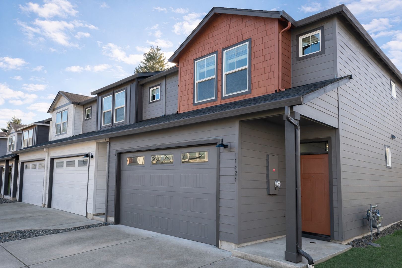 Vancouver House: 11424 NE 127th Ct