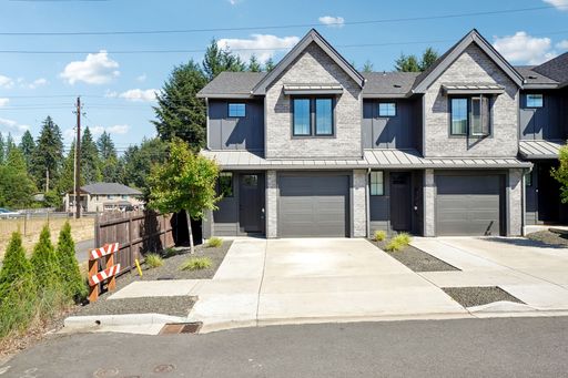 End Unit Luxury Townhome for Lease at the Courtyards at Hidden Crest - 13219 NE 71st Pl – photo 1