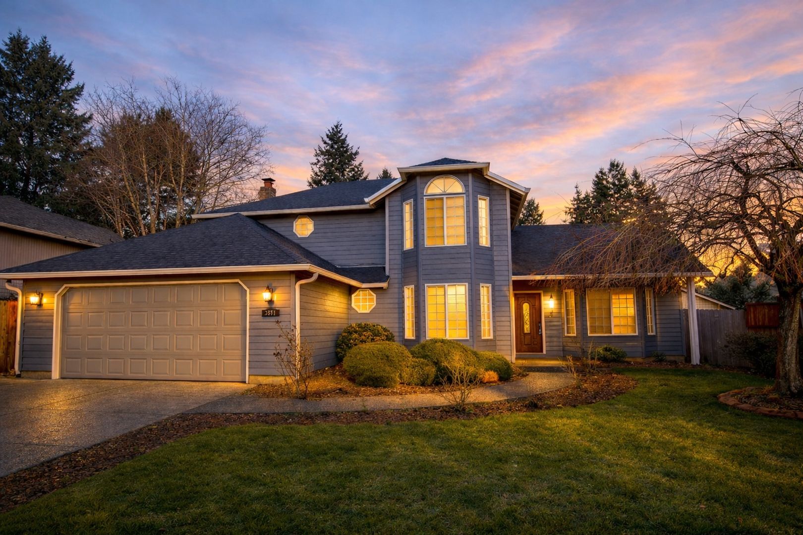 Vancouver House: 3511 NE 158th Pl