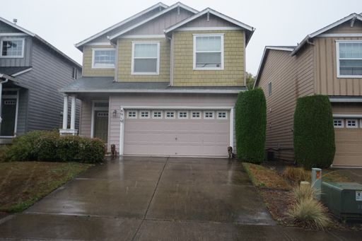 Beautiful 2 Story Home in Fairfield Park for lease - 8919 NE 41st Ave – photo 1