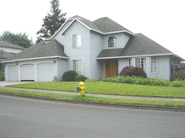 Vancouver House: 12507 SE 24th St
