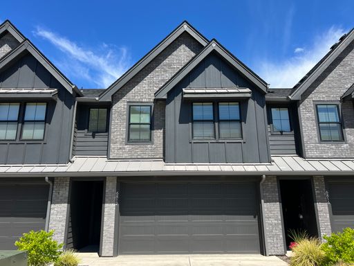 Luxury Townhome for Lease at the Courtyards at Hidden Crest - 6812 NE 131st Way – photo 1
