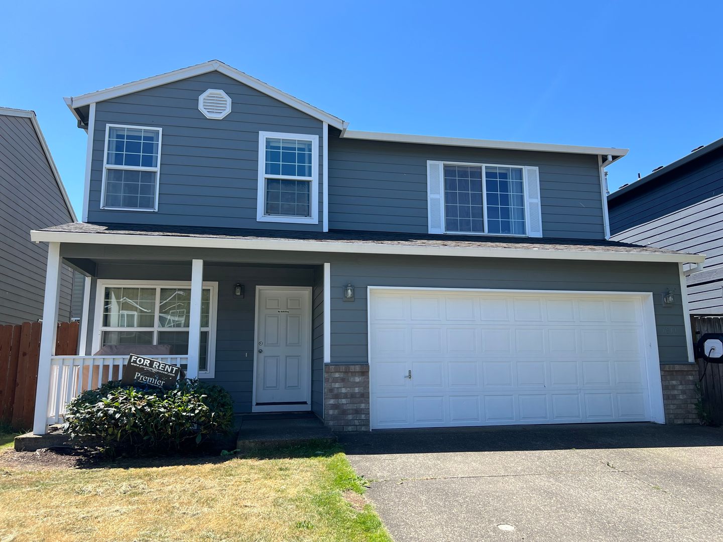 Ridgefield House: 1211 NE 168th St