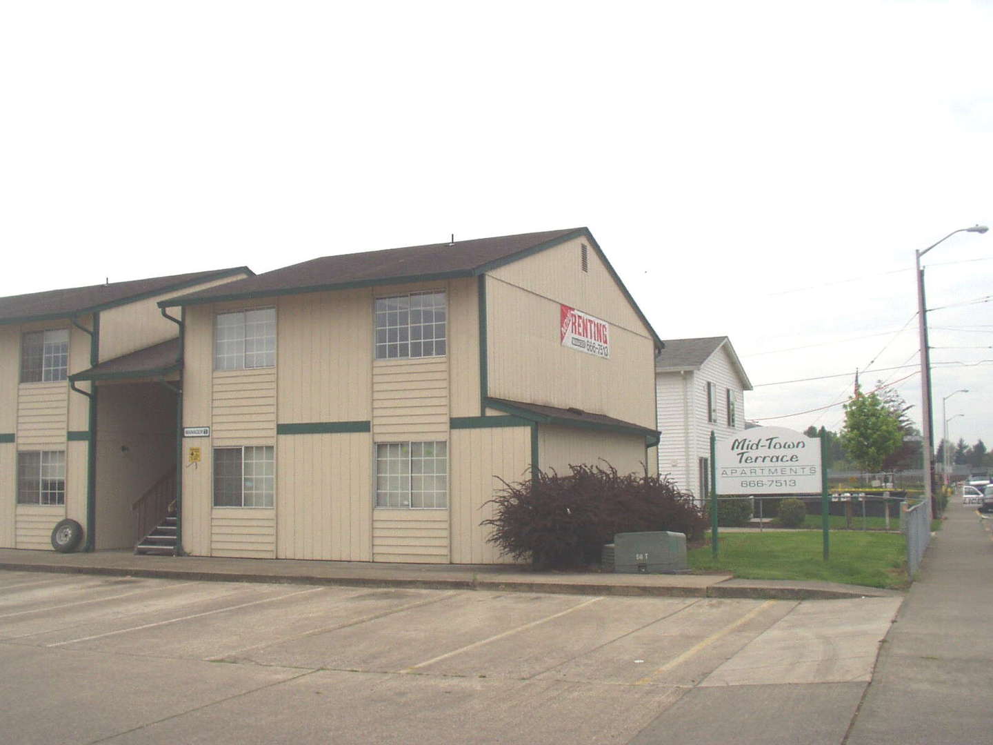 Battle Ground Apartment: 405 SW 1st ST