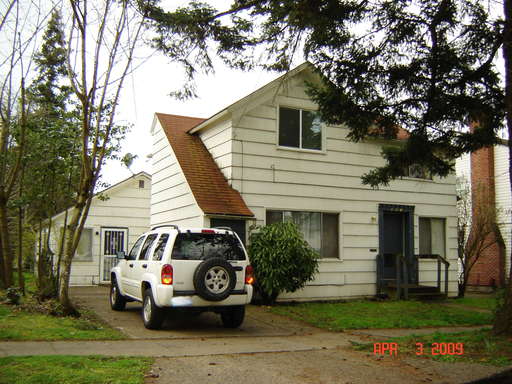 Charming 1 bedroom + office in Uptown! 401 E 28th St Apt B – photo 1
