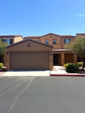 **STUNNING 4 BEDROOM/3 BATHROOM/2 CAR GARAGE/GATED COMMUNITY HOME IN MESA (SOUTHERN & LINDSAY)** – photo 1