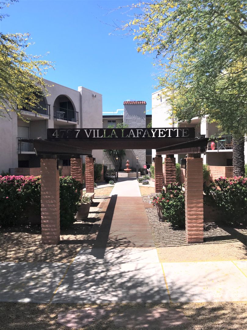 Phoenix Condo: 4727 E Lafayette Blvd