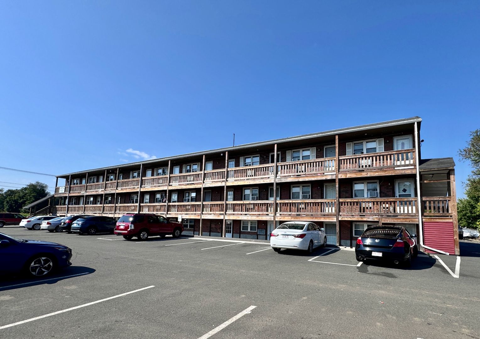 Feeding Hills Apartment: 1162 Springfield Street