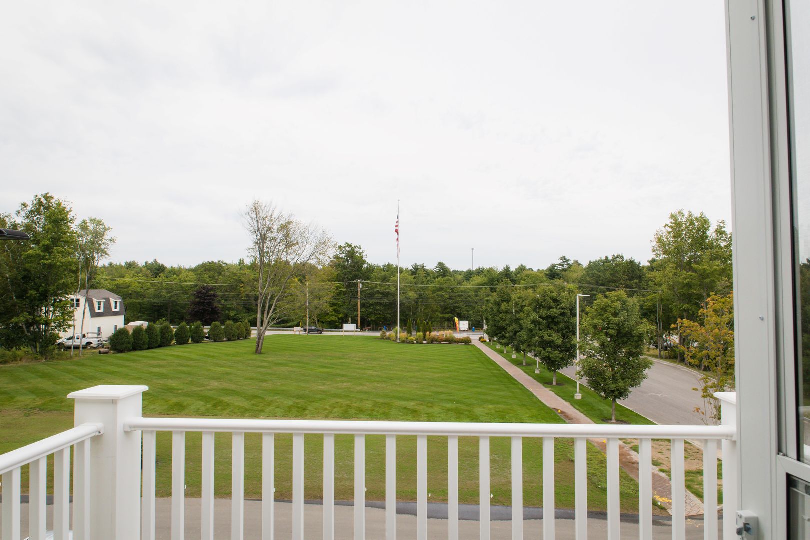 Lisbon Apartment: 41 B Premier Drive